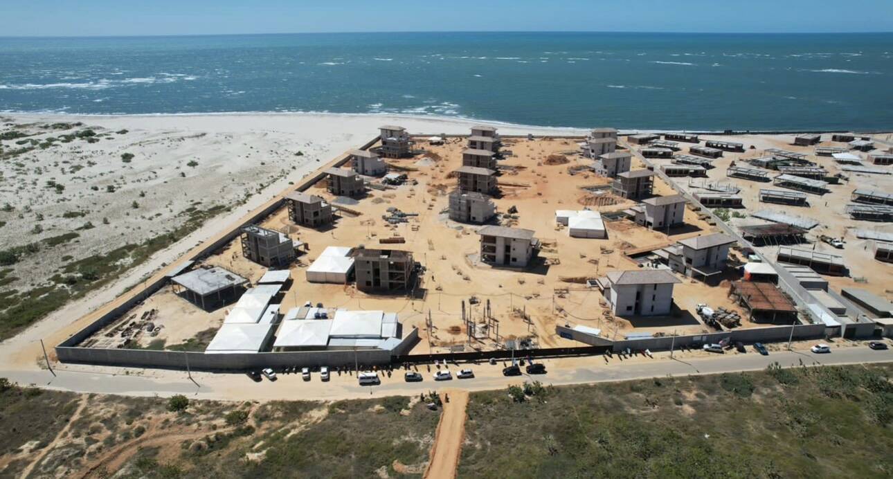Casa à venda com 6 quartos, 650m² - Foto 9