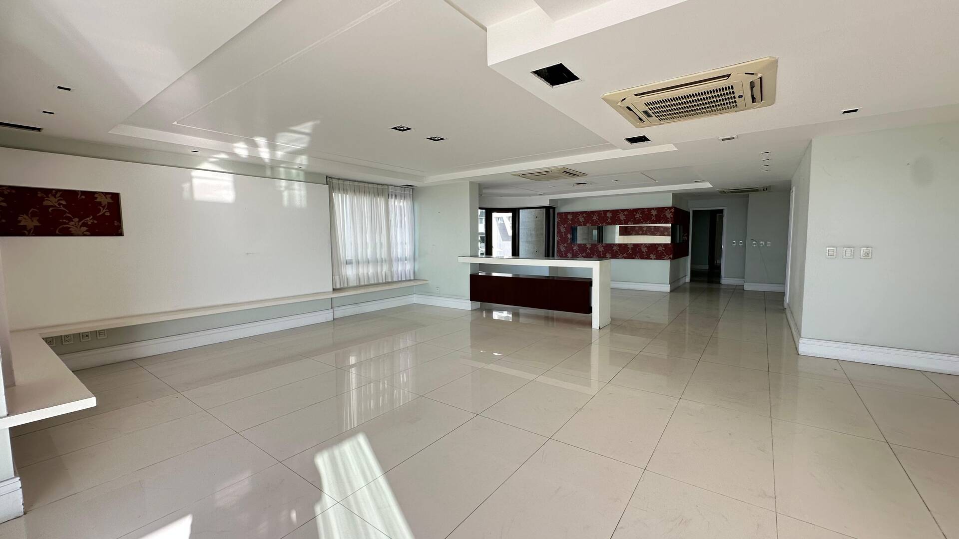 Apartamento à venda com 4 quartos, 350m² - Foto 20