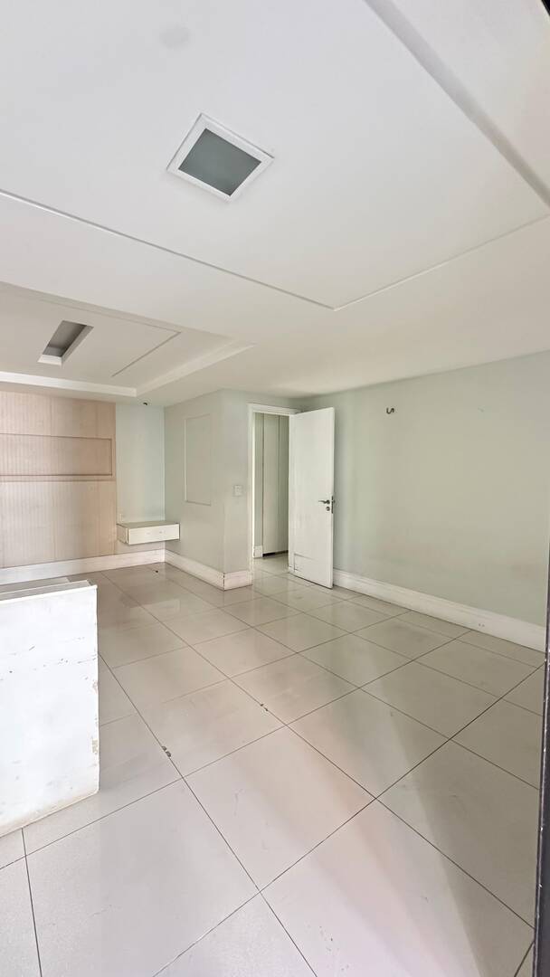 Apartamento à venda com 4 quartos, 350m² - Foto 32