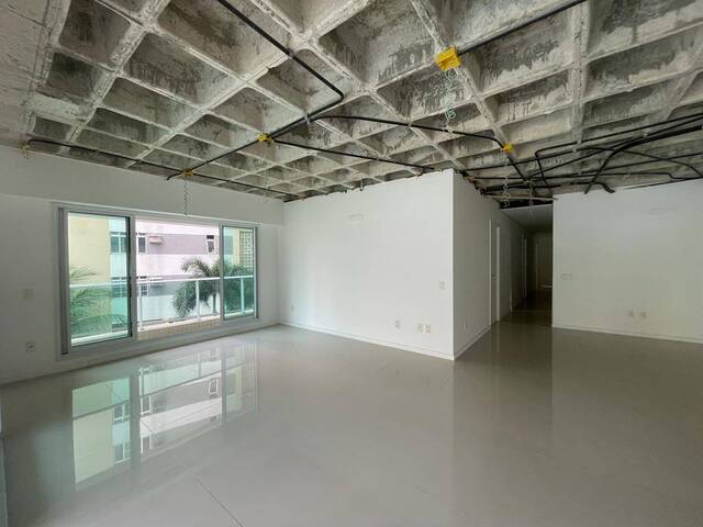 Apartamento para Venda em Fortaleza - 4
