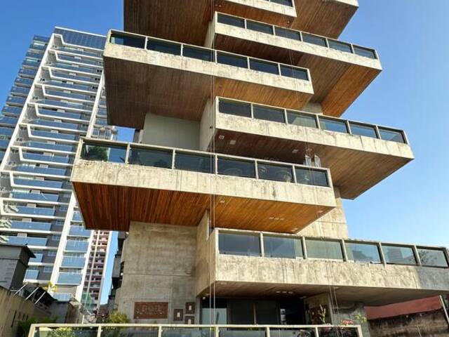 #215 - Apartamento para Venda em Fortaleza - CE