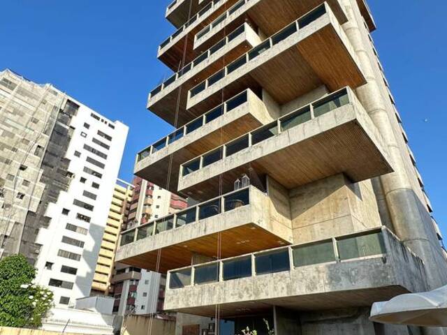 #215 - Apartamento para Venda em Fortaleza - CE