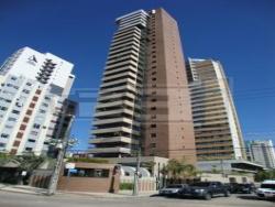 #100 - Apartamento para Venda em Fortaleza - CE